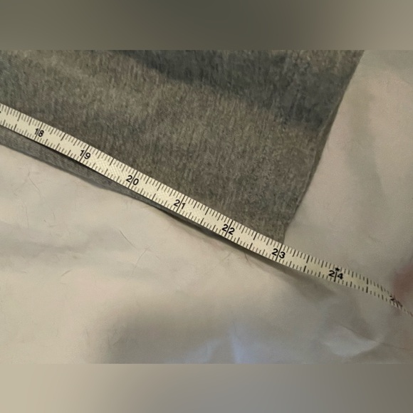 Prada - Unisex Vintage and unique Prada Luna Rossa Sailing Team T-shirt - Picture 11 of 11